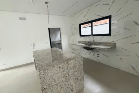 Casa à venda com 3 suítes no condomínio Village Itaguaçu, Atibaia - SP