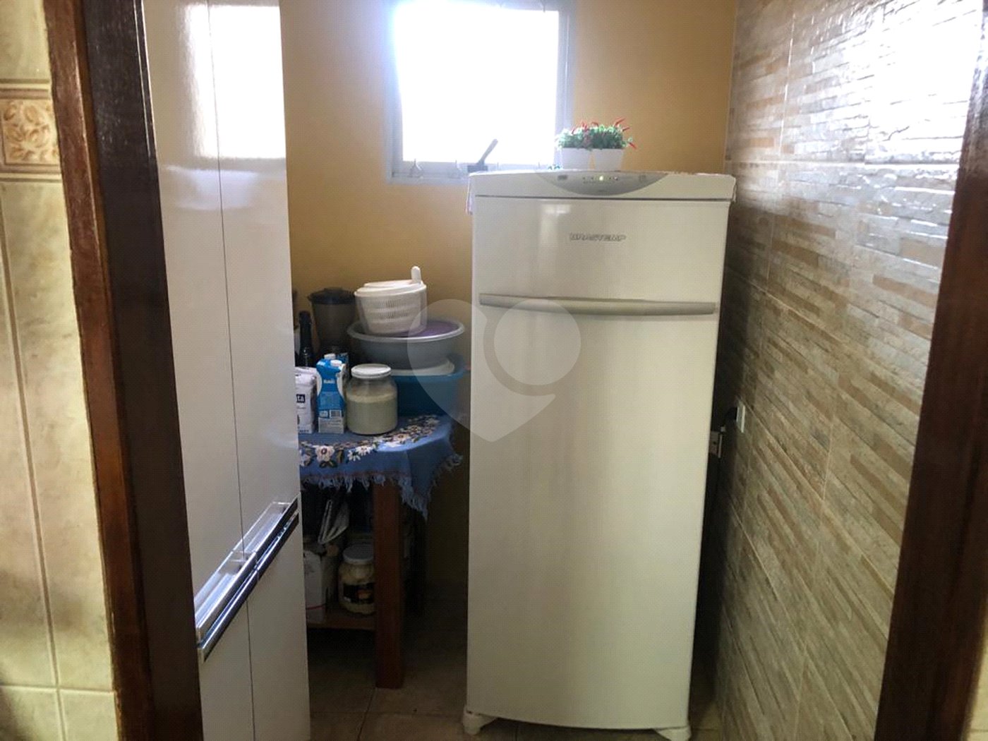 Casa à venda com 3 quartos, sendo 2 suítes,  em Jardim do Lago, Atibaia, SP
