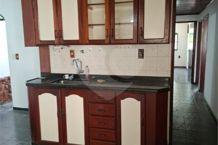 Casa à venda com 3 quartos, sendo 1 suíte, em Campo Grande, Rio de Janeiro, RJ