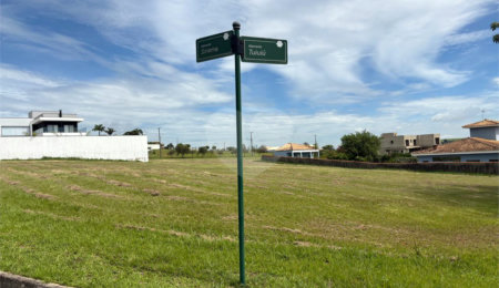 Terreno à venda no condomínio Village Saint Charbel, Araçoiaba da Serra - SP