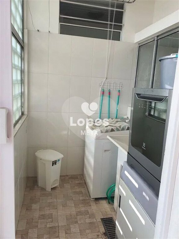 Apartamento à venda com 3 quartos, sendo 1 suíte,  no Centro, São José dos Campos, SP