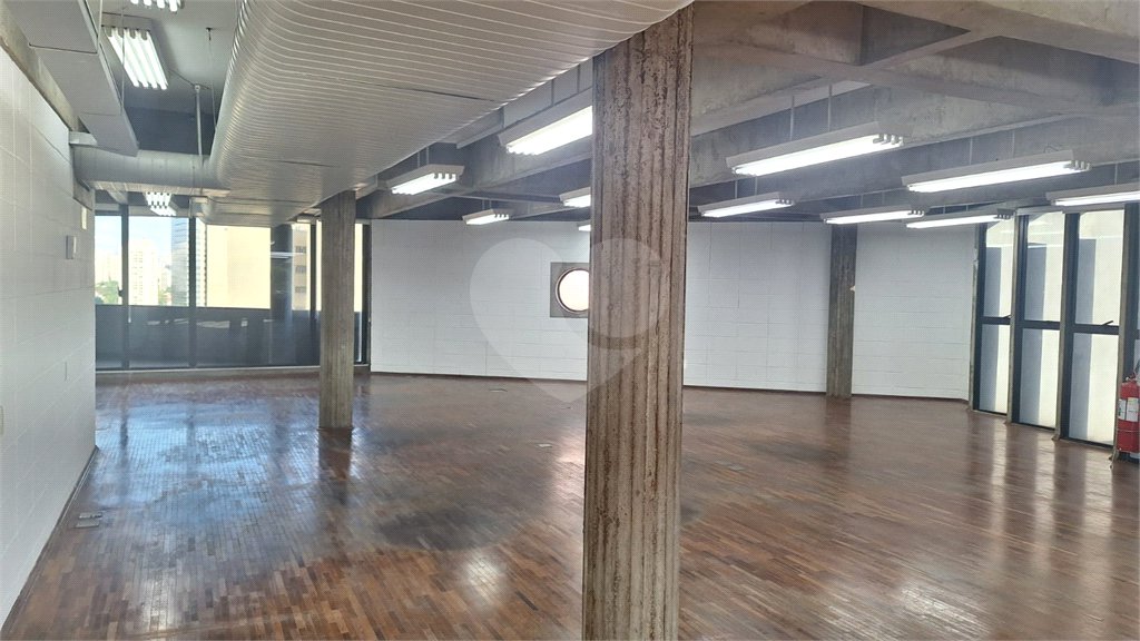Sala à venda ou para alugar em Real Parque, São Paulo, SP