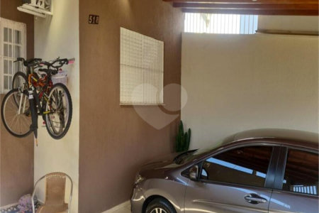 Casa à venda com 2 quartos, sendo 1 suíte,  em Vila Rubens, Indaiatuba, SP