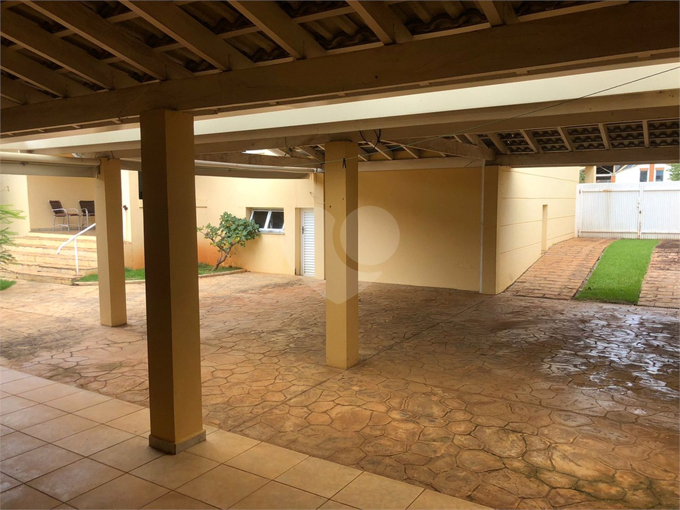 Casa para venda no Condomínio Parque Faber 1