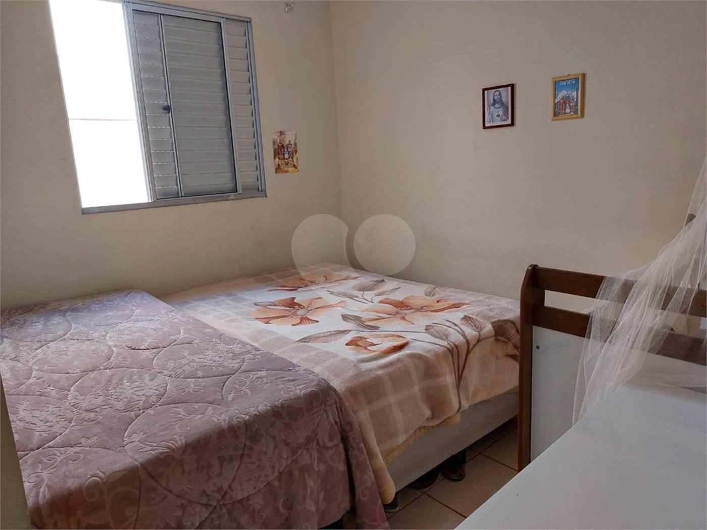 Apartamento no Condomínio Mont Vernon .