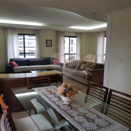 Apartamento 4 dormitórios na Saúde