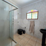 Chácara à venda com 4 quartos, sendo 1 suíte, em Cercadinho, Alambari, SP