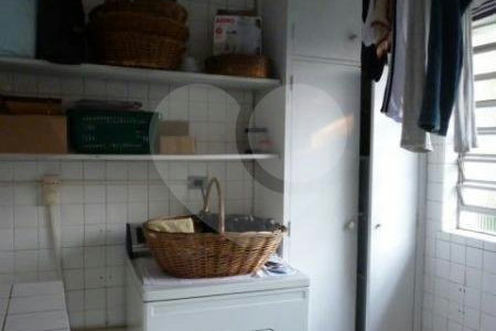 Casa Térrea à venda com 3 quartos, sendo 1 suíte, em Caxingui, São Paulo, SP