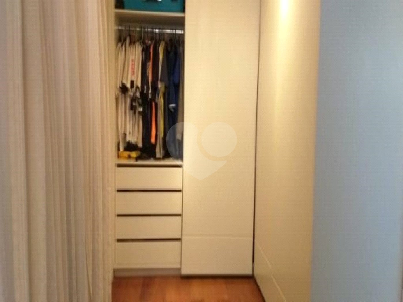 Casa à venda com 4 quartos, sendo 3 suítes,  em Jardim Bonfiglioli, São Paulo, SP