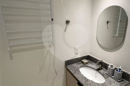 Apartamento à venda com 2 quartos, sendo 1 suíte, em Santo Amaro, São Paulo, SP