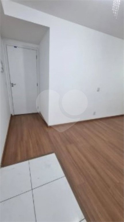 Apartamento à venda com 2 quartos em Vila Zat, São Paulo, SP