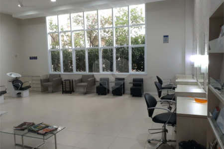 Apartamento à venda com 2 quartos, sendo 1 suíte,  em Vila Leonor, São Paulo, SP