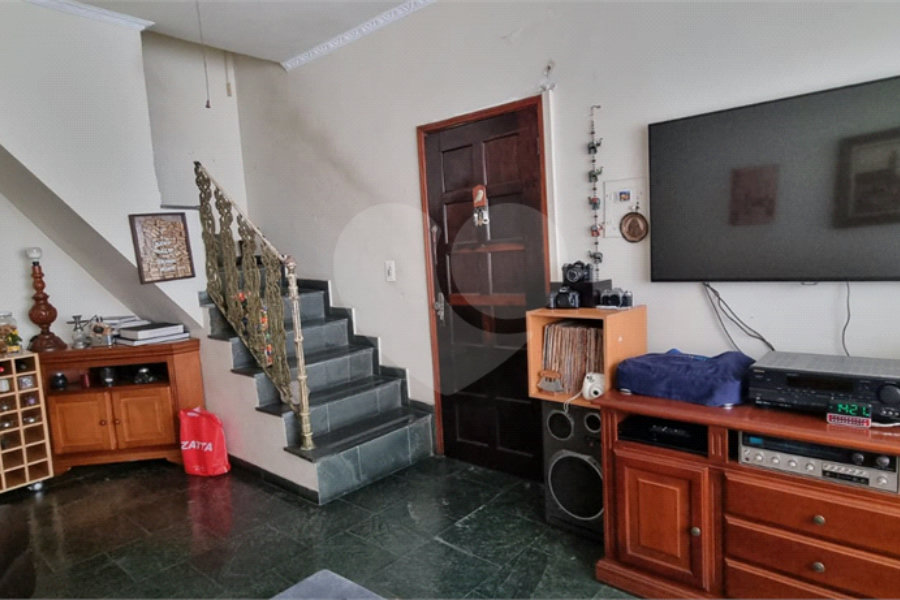 Sobrado à venda com 2 quartos em Tremembé, São Paulo, SP