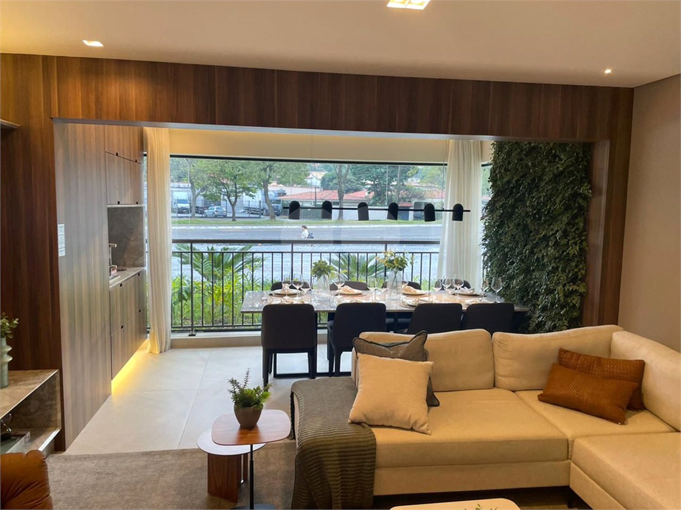 Apartamento à venda com 3 quartos, sendo 1 suíte, em Vila Pirajussara, São Paulo, SP