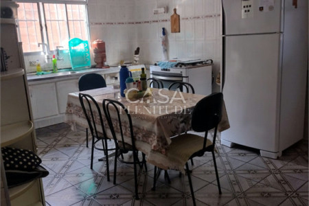 Casa à venda com 4 quartos, sendo 1 suíte, em Parque das Laranjeiras, Sorocaba, SP