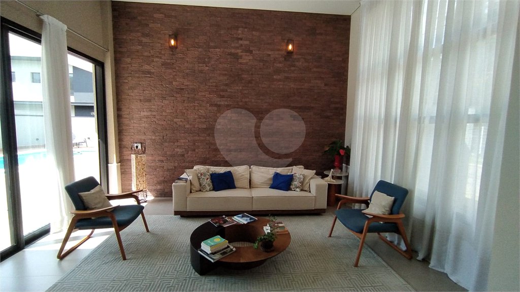 Casa à venda com 3 suítes no condomínio Reserva dos Vinhedos, Louveira - SP