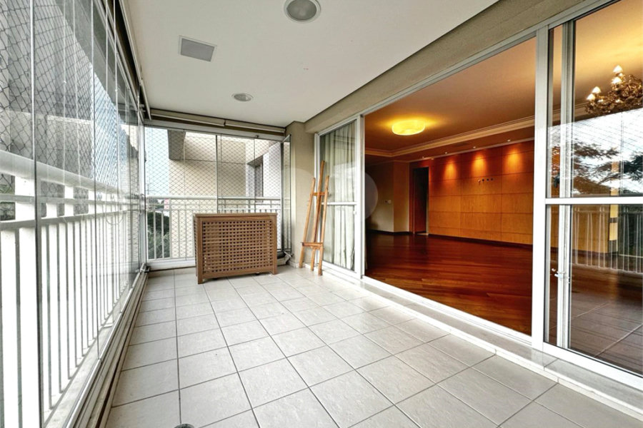Apartamento à venda com 2 suítes em Barra Funda, São Paulo, SP