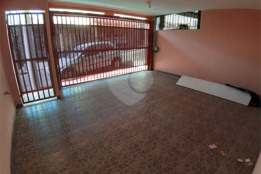 Sobrado à venda com 3 quartos, sendo 1 suíte, em Tremembé, São Paulo, SP