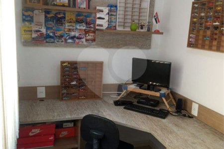 Casa à venda com 3 quartos em Sítio São José, Suzano, SP