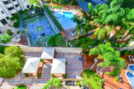 Apartamento à venda com 3 suítes em Vila Suzana, São Paulo, SP