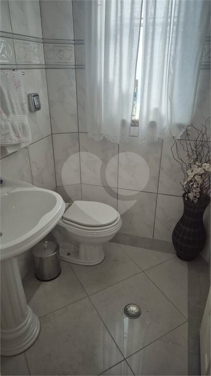 Sobrado à venda com 3 quartos, sendo 1 suíte, em Tremembé, São Paulo, SP