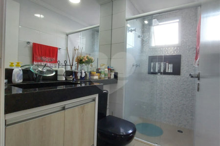 Apartamento à venda com 3 quartos, sendo 1 suíte, em Jardim Flor da Montanha, Guarulhos, SP