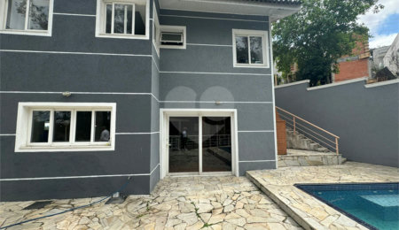 Casa à venda com 6 suítes no condomínio Arujá V, Arujá - SP
