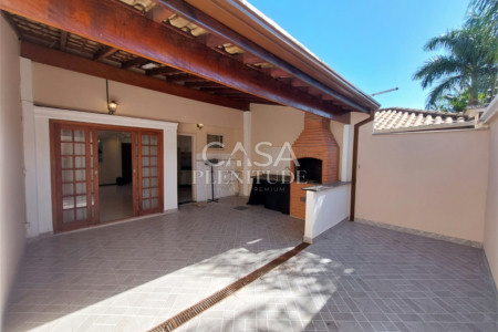 Casa em condomínio à venda com 3 quartos, sendo 1 suíte, em Jardim Simus, Sorocaba, SP