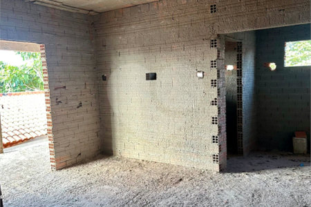 Casa à venda com 4 quartos, sendo 2 suítes, em Portal dos Pinheiros II, Itapetininga, SP