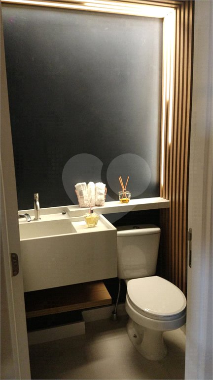 Apartamento à venda com 3 suítes em Jardim Caboré, São Paulo, SP