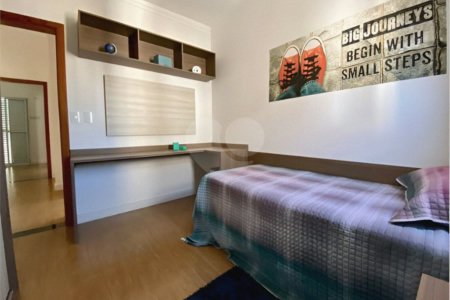 Casa à venda com 2 suítes no condomínio Renaissence Clube, Suzano - SP