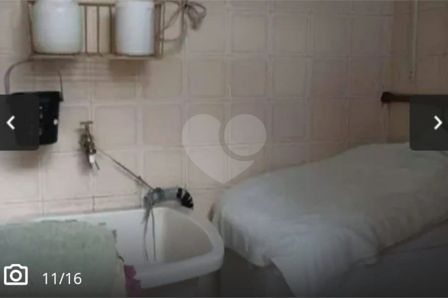 Casa à venda com 2 quartos, sendo 1 suíte,  em Barra Funda, São Paulo, SP