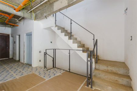 Casa à venda com 4 quartos, sendo 3 suítes, no condomínio Jardim Chapel, São Paulo - SP