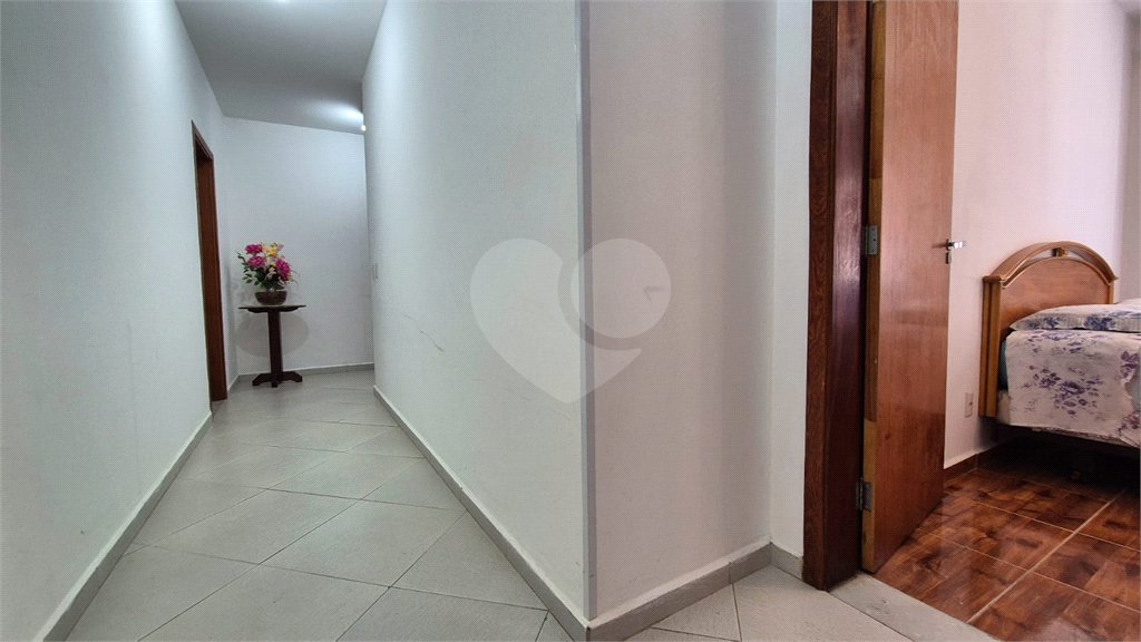 Casa à venda com 5 quartos, sendo 4 suítes, no condomínio Terras de Lucas, Sorocaba - SP