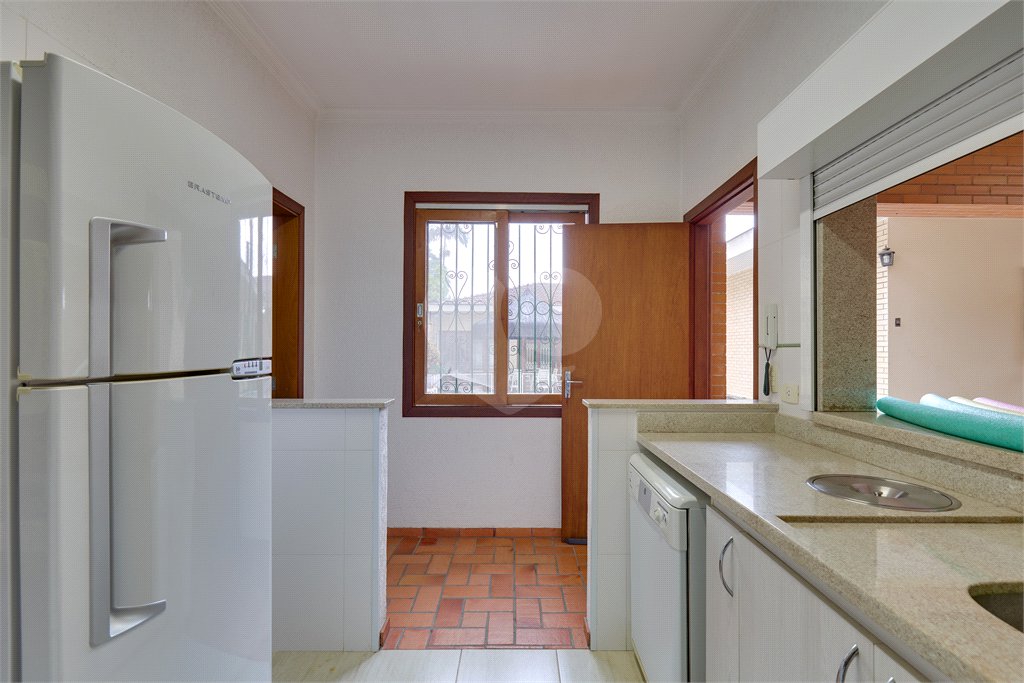 Casa Térrea à venda com 4 quartos, sendo 2 suítes, em Alto da Boa Vista, São Paulo, SP