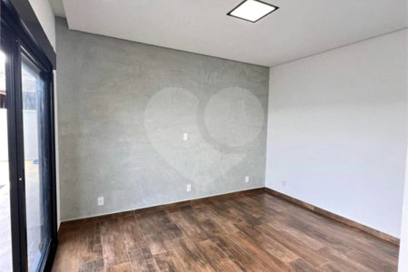 Casa à venda com 3 suítes no condomínio Residencial Golden Ville, Itapetininga - SP