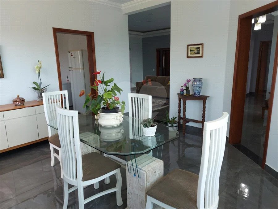 Casa de Alto Padrão no Residencial dos Lagos em Itupeva SP