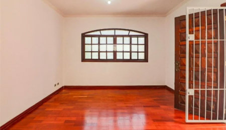 Casa à venda com 3 quartos, sendo 2 suítes,  em Ferreira, São Paulo, SP