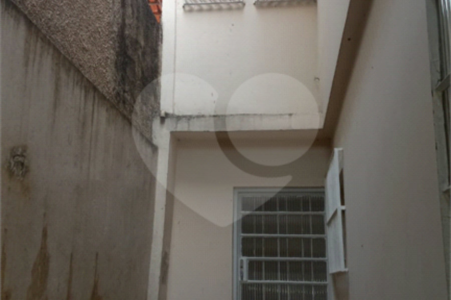 Sobrado à venda com 4 quartos, sendo 1 suíte, em Vila Mazzei, São Paulo, SP