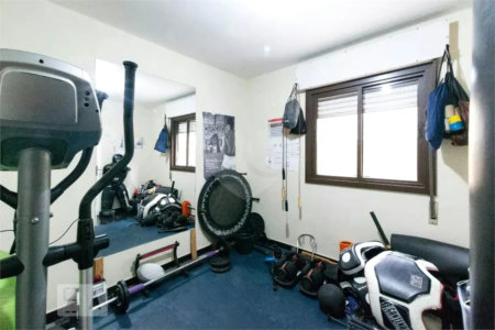 Apartamento à venda com 3 quartos, sendo 1 suíte, em Itaim Bibi, São Paulo, SP