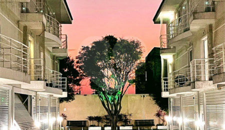 Casa à venda com 3 quartos, sendo 1 suíte,  no condomínio Residencial Reserva das Palmeiras, São Paulo - SP