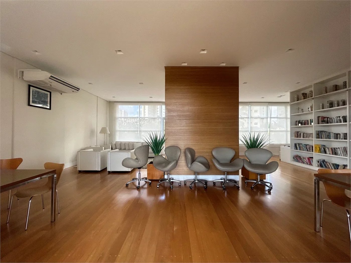 Apartamento à venda com 3 quartos, sendo 1 suíte, em Vila Leopoldina, São Paulo, SP