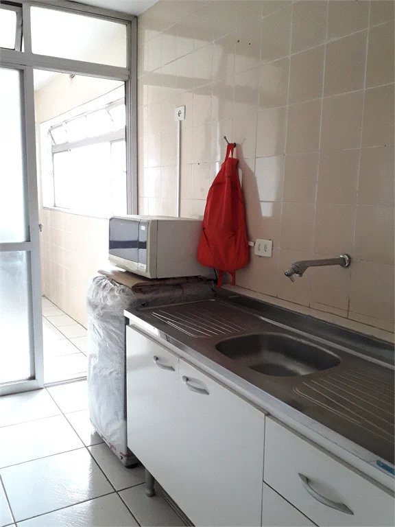 Apartamento à venda com 3 quartos em Vila Suzana, São Paulo, SP