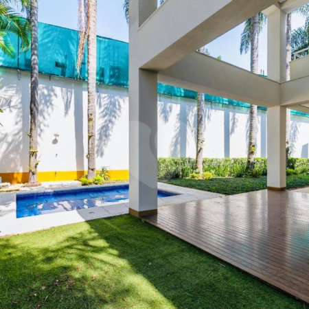 Casa à venda com 4 suítes no condomínio Vila Alba, São Paulo - SP