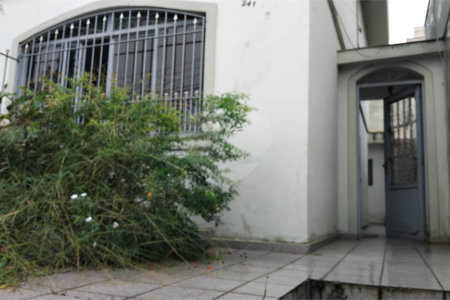 Sobrado à venda com 3 quartos em Jardim Odete, São Paulo, SP