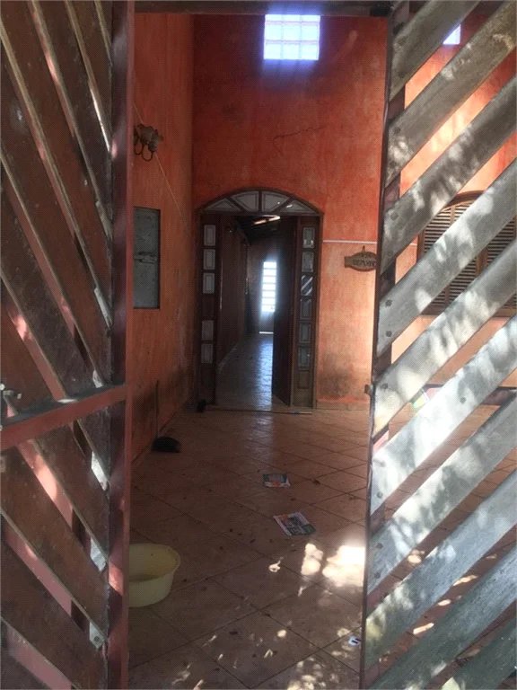 Casa à venda com 3 quartos em Vila Pirajussara, São Paulo, SP