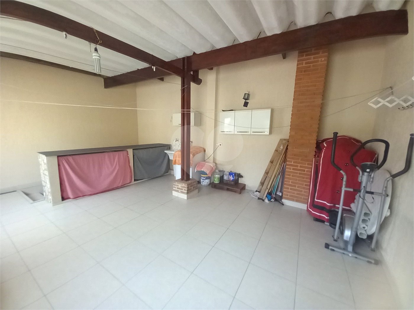 Casa à venda com 3 quartos, sendo 1 suíte,  em Parada Inglesa, São Paulo, SP