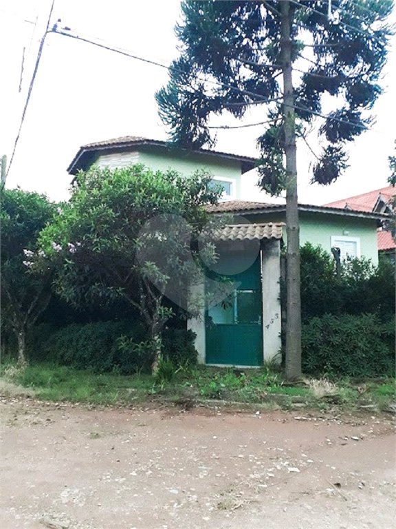 Sobrado à venda com 5 quartos, sendo 3 suítes, em Campos de Atibaia, Atibaia, SP