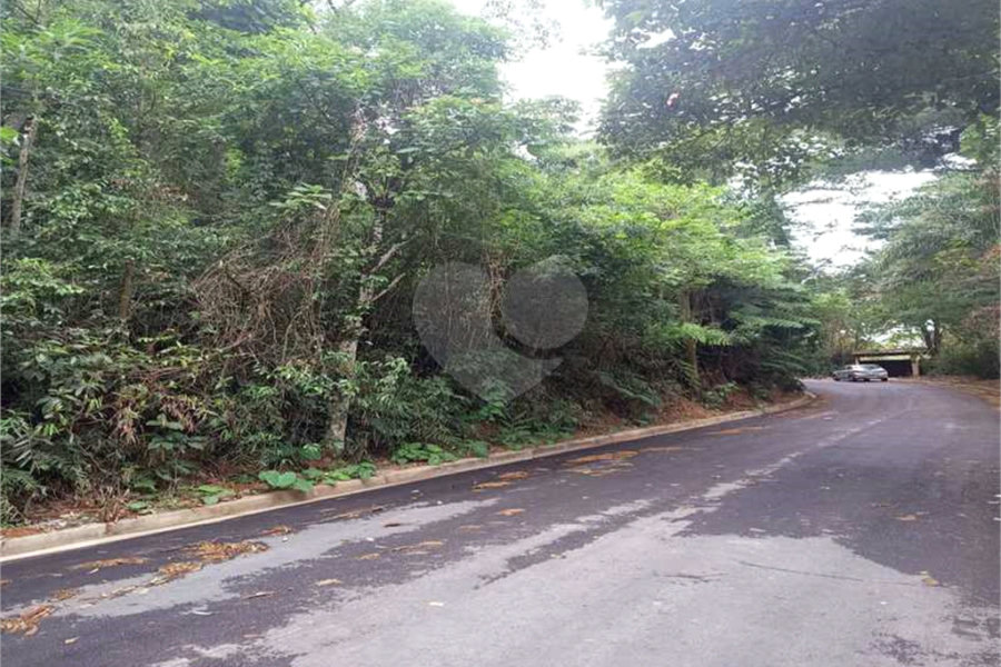 Terreno à venda no condomínio Associação Reserva das Hortênsias, Mairiporã - SP