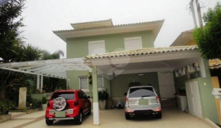 Casa à venda com 4 quartos, sendo 3 suítes,  no condomínio Residencial Jardim Itatinga, São Paulo - SP